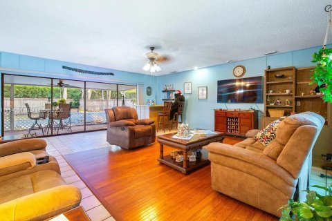 Villa ou maison à vendre à Port St. Lucie, Floride: 3 chambres № 2010929 - photo 20