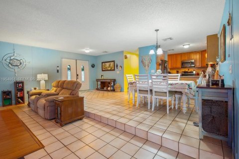 Villa ou maison à vendre à Port St. Lucie, Floride: 3 chambres № 2010929 - photo 21