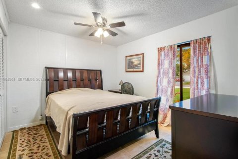 Villa ou maison à vendre à Port St. Lucie, Floride: 3 chambres № 2010929 - photo 14