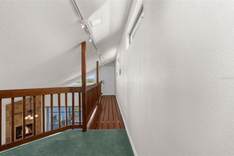 House in New Port Richey, Florida 4 bedrooms, 213.12 sq.m. № 1681018 - photo 24