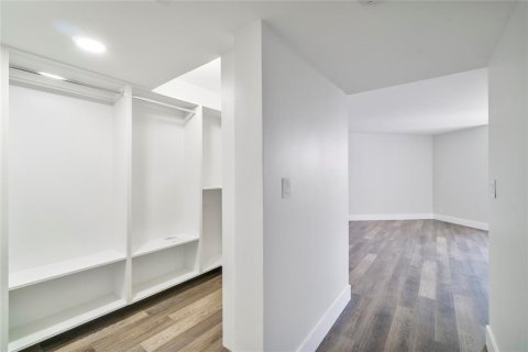 Copropriété à vendre à Hallandale Beach, Floride: 2 chambres, 113.43 m2 № 2083187 - photo 21