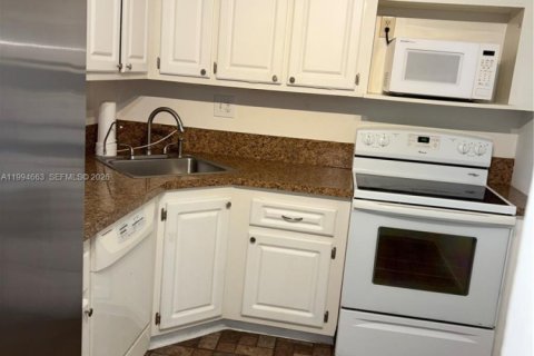 Copropriété à vendre à North Miami, Floride: 1 chambre, 79.43 m2 № 2090524 - photo 7