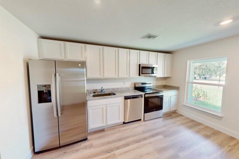 Immobilier commercial à vendre à St. Lucie, Floride: 197.51 m2 № 2077671 - photo 3