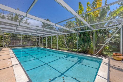Villa ou maison à vendre à Sarasota, Floride: 2 chambres, 125.51 m2 № 1802966 - photo 20