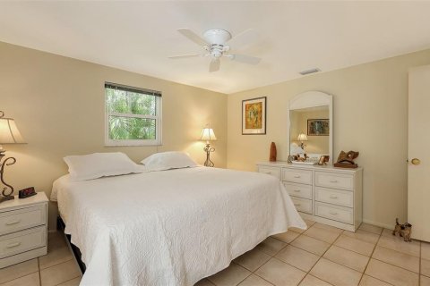 Villa ou maison à vendre à Sarasota, Floride: 2 chambres, 125.51 m2 № 1802966 - photo 10
