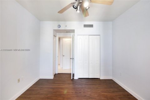 Condominio en alquiler en Fort Lauderdale, Florida, 2 dormitorios, 105.07 m2 № 2085569 - foto 14
