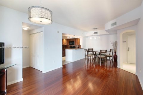 Condominio en alquiler en Fort Lauderdale, Florida, 2 dormitorios, 105.07 m2 № 2085569 - foto 5