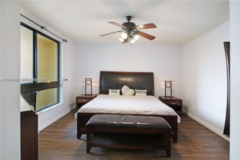 Condominio en alquiler en Fort Lauderdale, Florida, 2 dormitorios, 105.07 m2 № 2085569 - foto 8