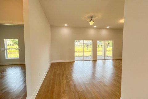 House in Sebring, Florida 3 bedrooms № 2044066 - photo 6