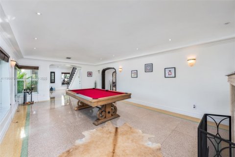 Снять в аренду виллу или дом в Майами, Флорида 6 спален, 584.17м2, № 2085520 - фото 10