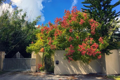 Terreno en venta en Sarasota, Florida № 2114430 - foto 4