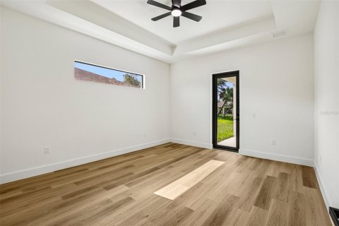 Villa ou maison à vendre à North Port, Floride: 3 chambres, 173.63 m2 № 2349656 - photo 16
