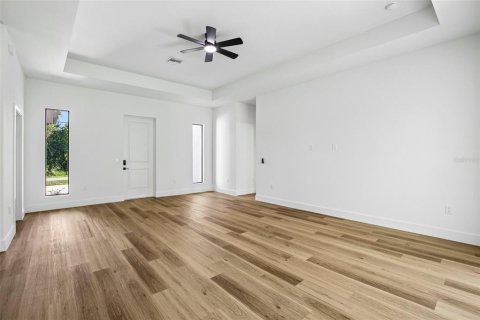 Villa ou maison à vendre à North Port, Floride: 3 chambres, 173.63 m2 № 2349656 - photo 8