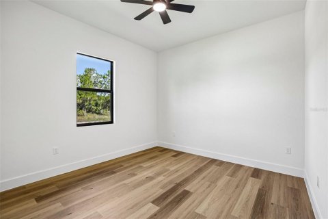 Villa ou maison à vendre à North Port, Floride: 3 chambres, 173.63 m2 № 2349656 - photo 29
