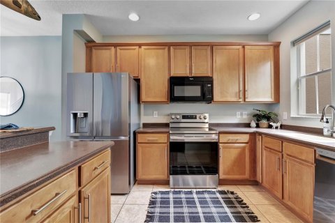 Townhouse in Winter Garden, Florida 2 bedrooms, 137.12 sq.m. № 2386029 - photo 7
