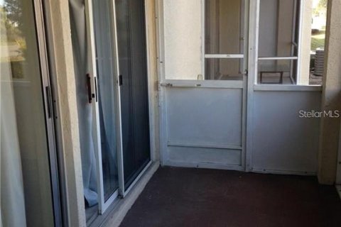 Condominio en alquiler en Punta Gorda, Florida, 2 dormitorios, 97.18 m2 № 1616642 - foto 5