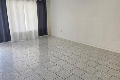 Condominio en alquiler en Punta Gorda, Florida, 2 dormitorios, 97.18 m2 № 1616642 - foto 9