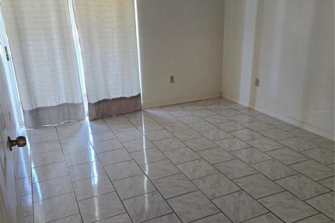 Condominio en alquiler en Punta Gorda, Florida, 2 dormitorios, 97.18 m2 № 1616642 - foto 10
