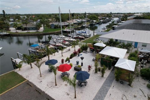 Townhouse in Apollo Beach, Florida 2 bedrooms, 89.19 sq.m. № 1912240 - photo 17