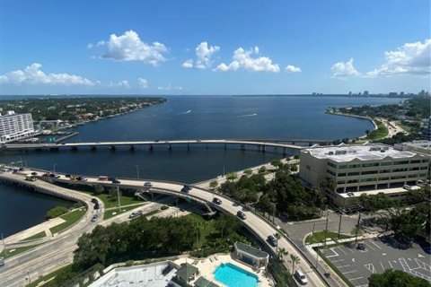 Copropriété à louer à Tampa, Floride: 2 chambres, 115.2 m2 № 1803673 - photo 16