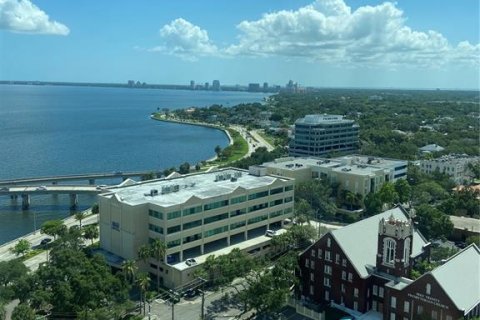 Copropriété à louer à Tampa, Floride: 2 chambres, 115.2 m2 № 1803673 - photo 17