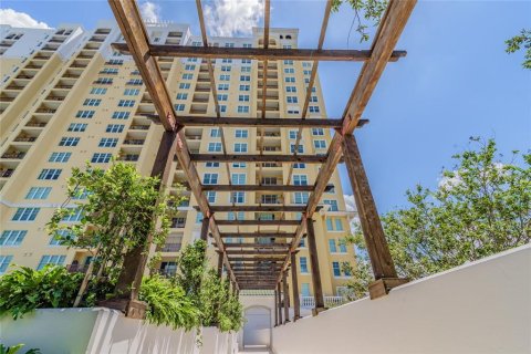 Copropriété à louer à Tampa, Floride: 2 chambres, 115.2 m2 № 1803673 - photo 30