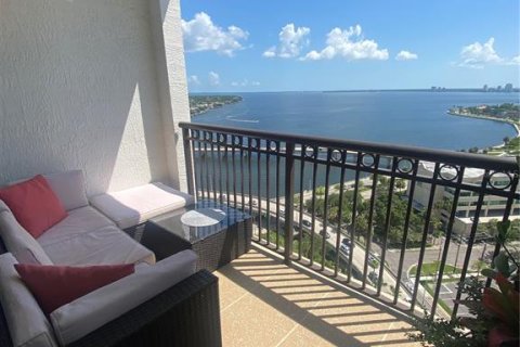 Copropriété à louer à Tampa, Floride: 2 chambres, 115.2 m2 № 1803673 - photo 15
