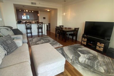 Copropriété à louer à Tampa, Floride: 2 chambres, 115.2 m2 № 1803673 - photo 3