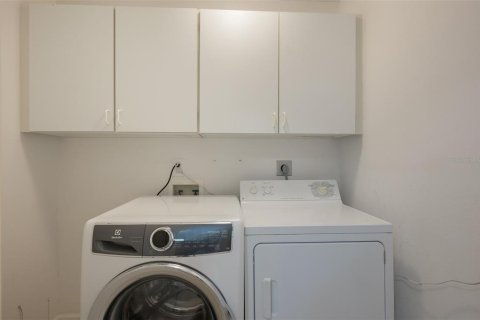 Condo in Sarasota, Florida, 2 bedrooms  № 1278033 - photo 26