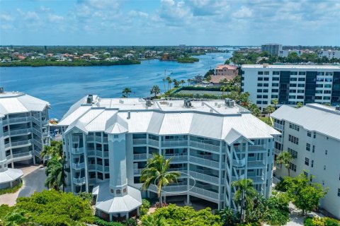 Condo in Sarasota, Florida, 2 bedrooms  № 1278033 - photo 2
