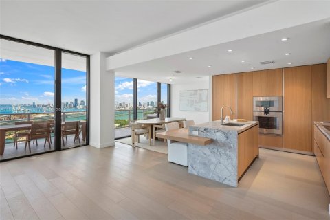 Купить кондоминиум в Майами-Бич, Флорида 3 спальни, 272.2м2, № 2012728 - фото 4