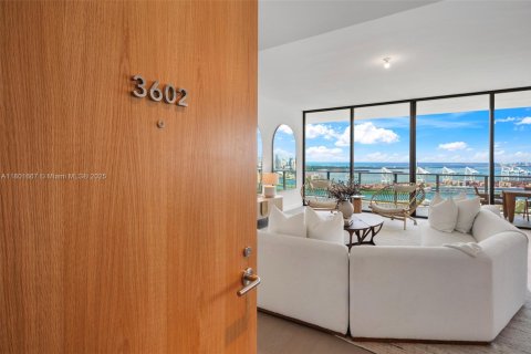 Купить кондоминиум в Майами-Бич, Флорида 3 спальни, 272.2м2, № 2012728 - фото 28