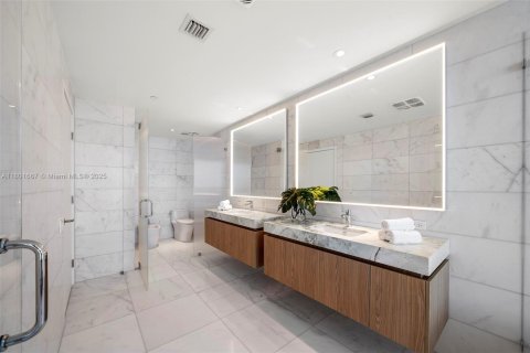 Купить кондоминиум в Майами-Бич, Флорида 3 спальни, 272.2м2, № 2012728 - фото 16