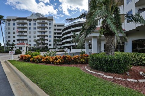 Copropriété à vendre à Daytona Beach Shores, Floride: 3 chambres, 159.33 m2 № 1108955 - photo 1