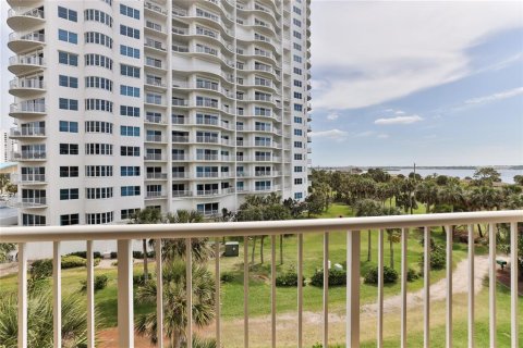 Copropriété à vendre à Daytona Beach Shores, Floride: 3 chambres, 159.33 m2 № 1108955 - photo 11
