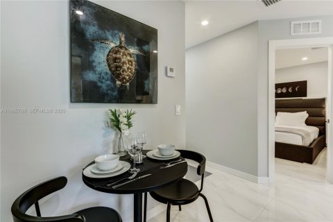 Apartamento en alquiler en Hollywood, Florida, 1 dormitorio, 38.55 m2 № 2048004 - foto 4