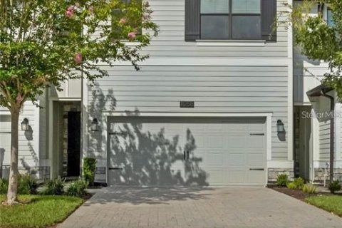 Townhouse in Orlando, Florida 4 bedrooms, 180.69 sq.m. № 2199985