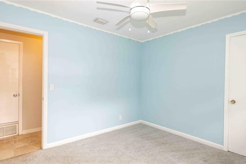 House in Orlando, Florida 4 bedrooms, 136.57 sq.m. № 1805136 - photo 22