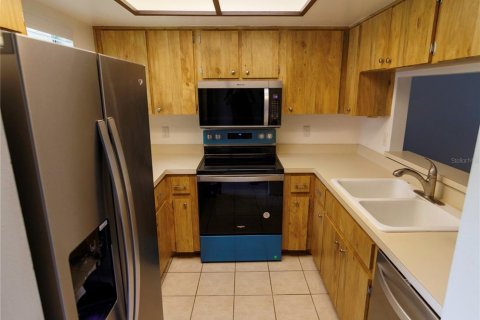 House in Dunedin, Florida 2 bedrooms, 72 sq.m. № 1778256 - photo 2