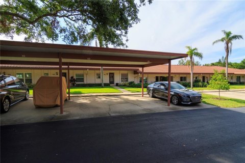 House in Dunedin, Florida 2 bedrooms, 72 sq.m. № 1778256 - photo 19