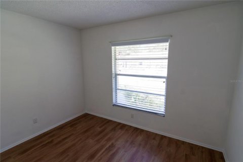 House in Dunedin, Florida 2 bedrooms, 72 sq.m. № 1778256 - photo 5