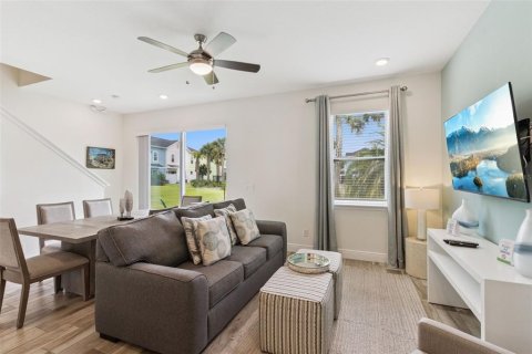 Adosado en venta en Kissimmee, Florida, 4 dormitorios, 159.05 m2 № 1919413 - foto 11