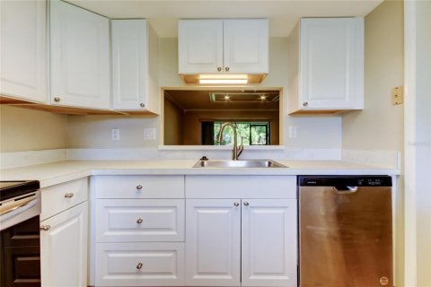 Casa en venta en Clearwater, Florida, 2 dormitorios, 95.69 m2 № 1637657 - foto 6