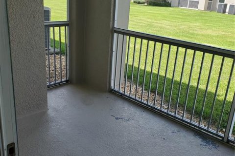 Condo in Kissimmee, Florida, 3 bedrooms  № 1899479 - photo 13