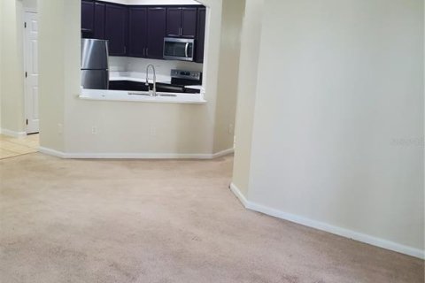 Condo in Kissimmee, Florida, 3 bedrooms  № 1899479 - photo 9