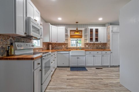 Villa ou maison à vendre à Sanford, Floride: 2 chambres, 119.47 m2 № 2324156 - photo 22