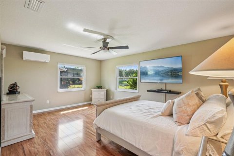 House in Sun City Center, Florida 3 bedrooms, 216.18 sq.m. № 1801846 - photo 26