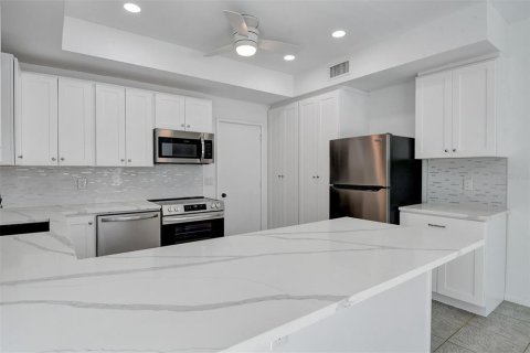 House in Nokomis, Florida 3 bedrooms, 306.76 sq.m. № 1839954 - photo 13