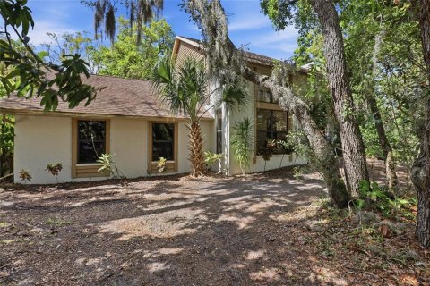 House in Sarasota, Florida 4 bedrooms, 197.51 sq.m. № 2151737 - photo 2