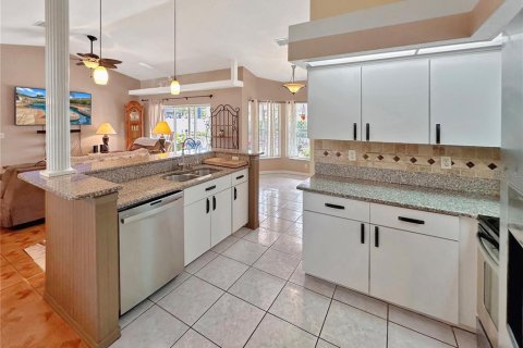 Villa ou maison à vendre à New Port Richey, Floride: 3 chambres, 133.78 m2 № 2197772 - photo 18